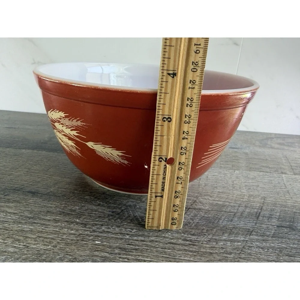 Vintage Pyrex Autumn Harvest Wheat Mixing Bowl #402 - 1.5 qt. Burnt Orange Color - Picture 8 of 10